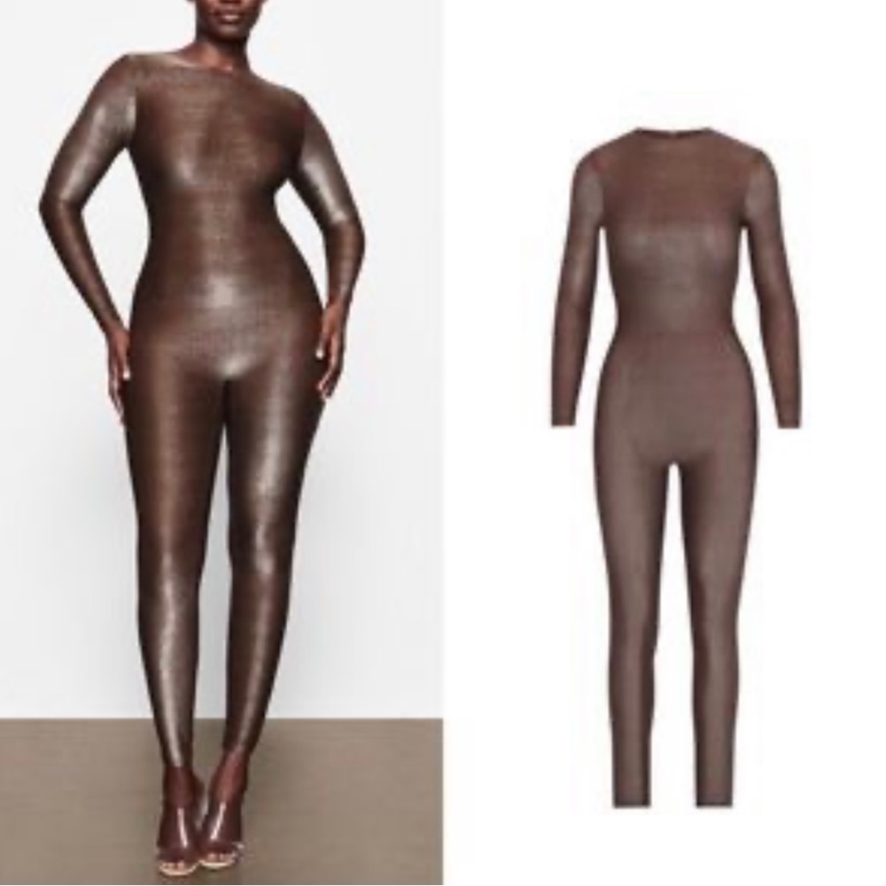 NWT SKIMS COCOA SHIMMER CATSUIT - LARGE